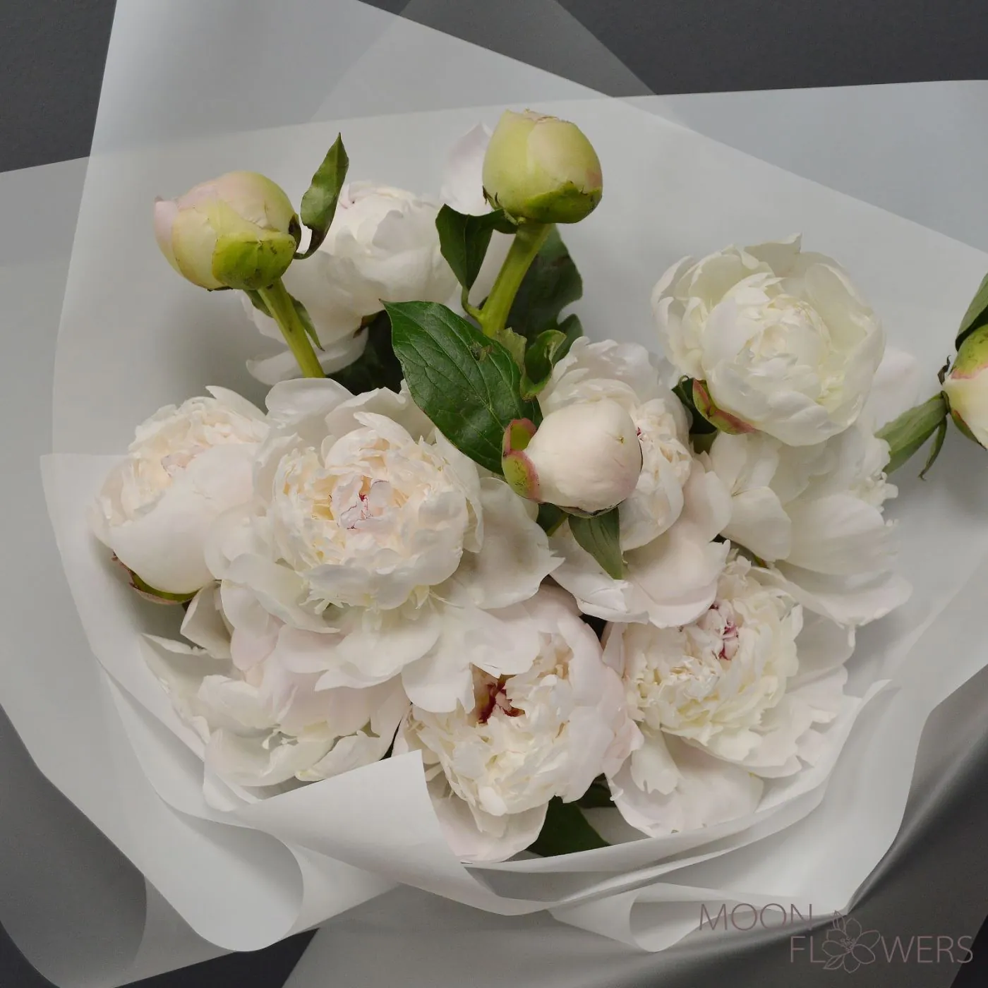 Bouquet of white
