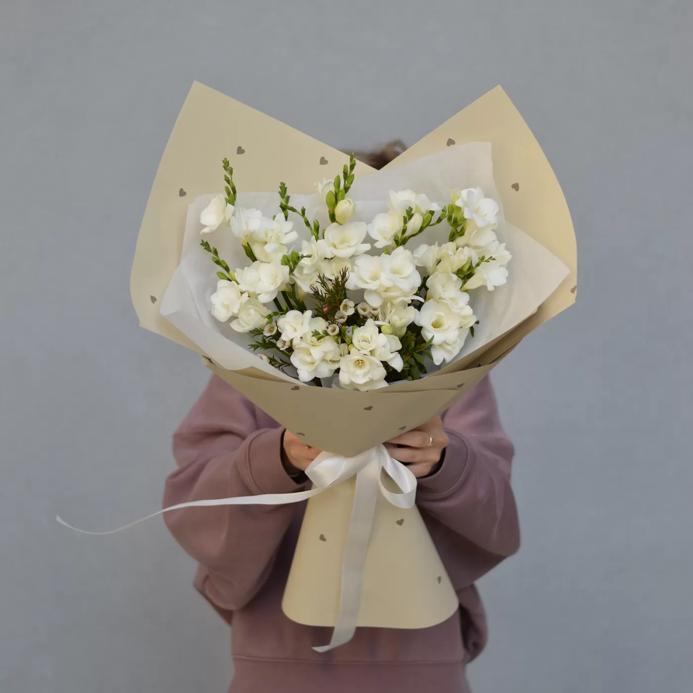 Buchet de frezie albă (S)