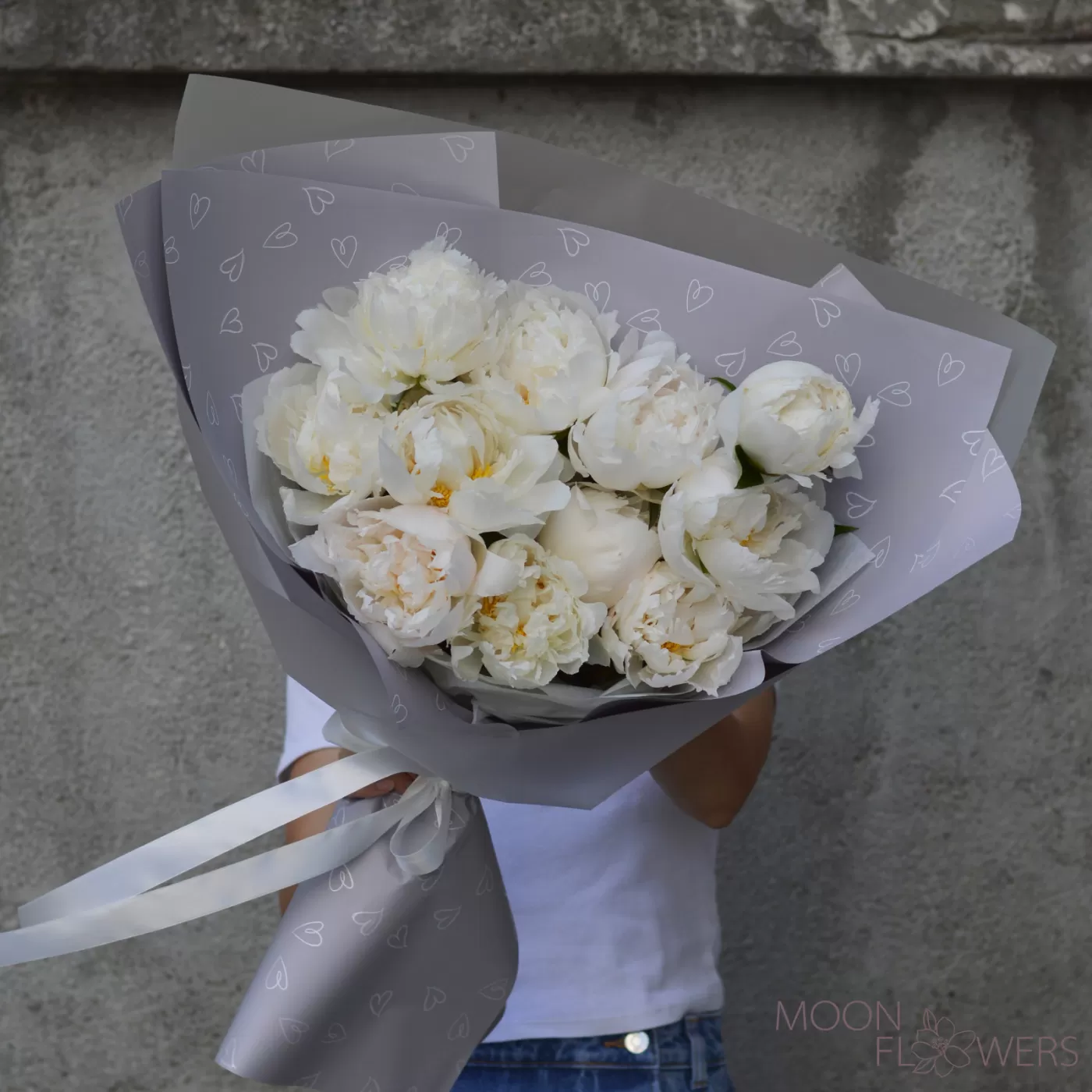 Bouquet of white Dutch peonies
