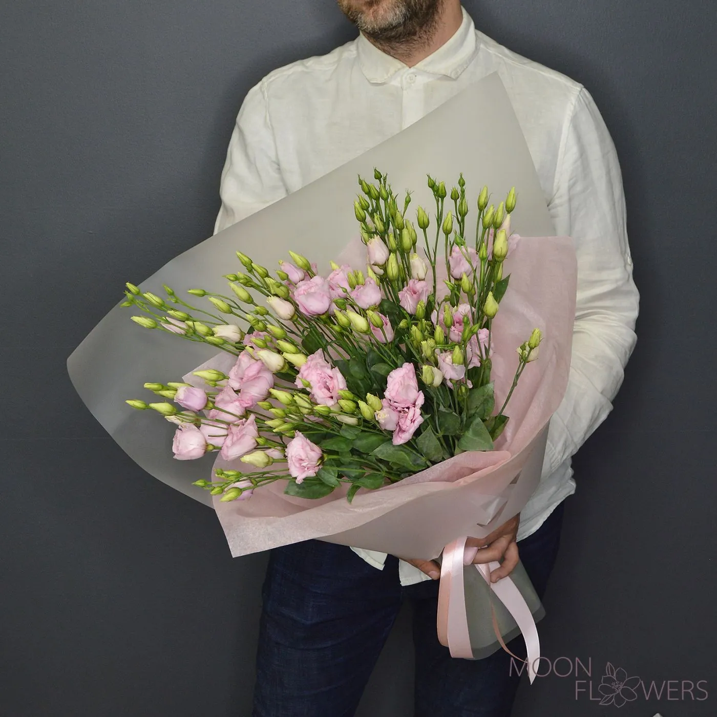 Bouquet of pale pink eustoma