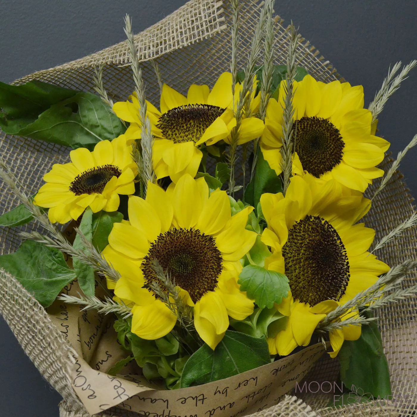 Buchet din floarea-soarelui