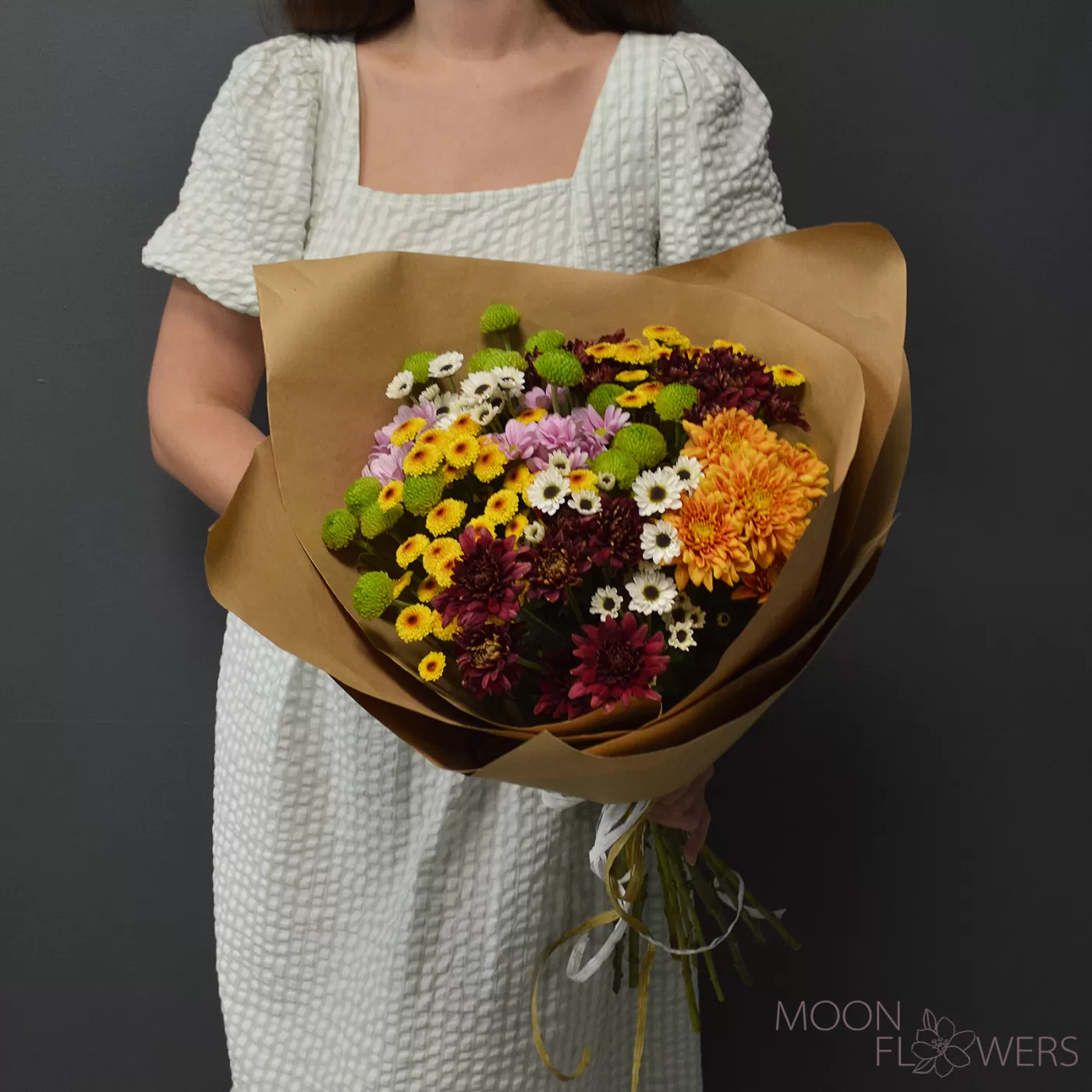 Buchet din crizanteme multicolore №4