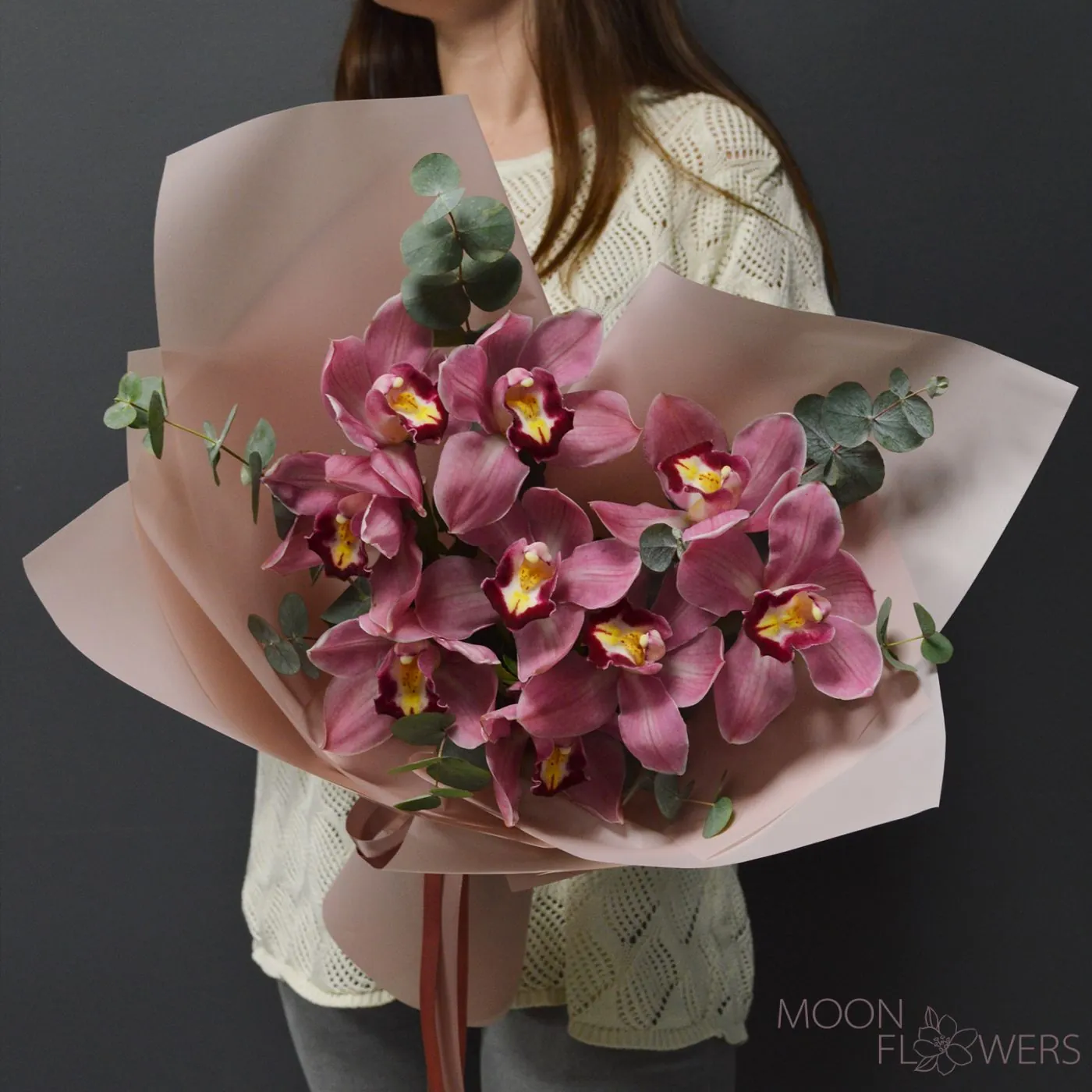 Buchet din orhidee roz