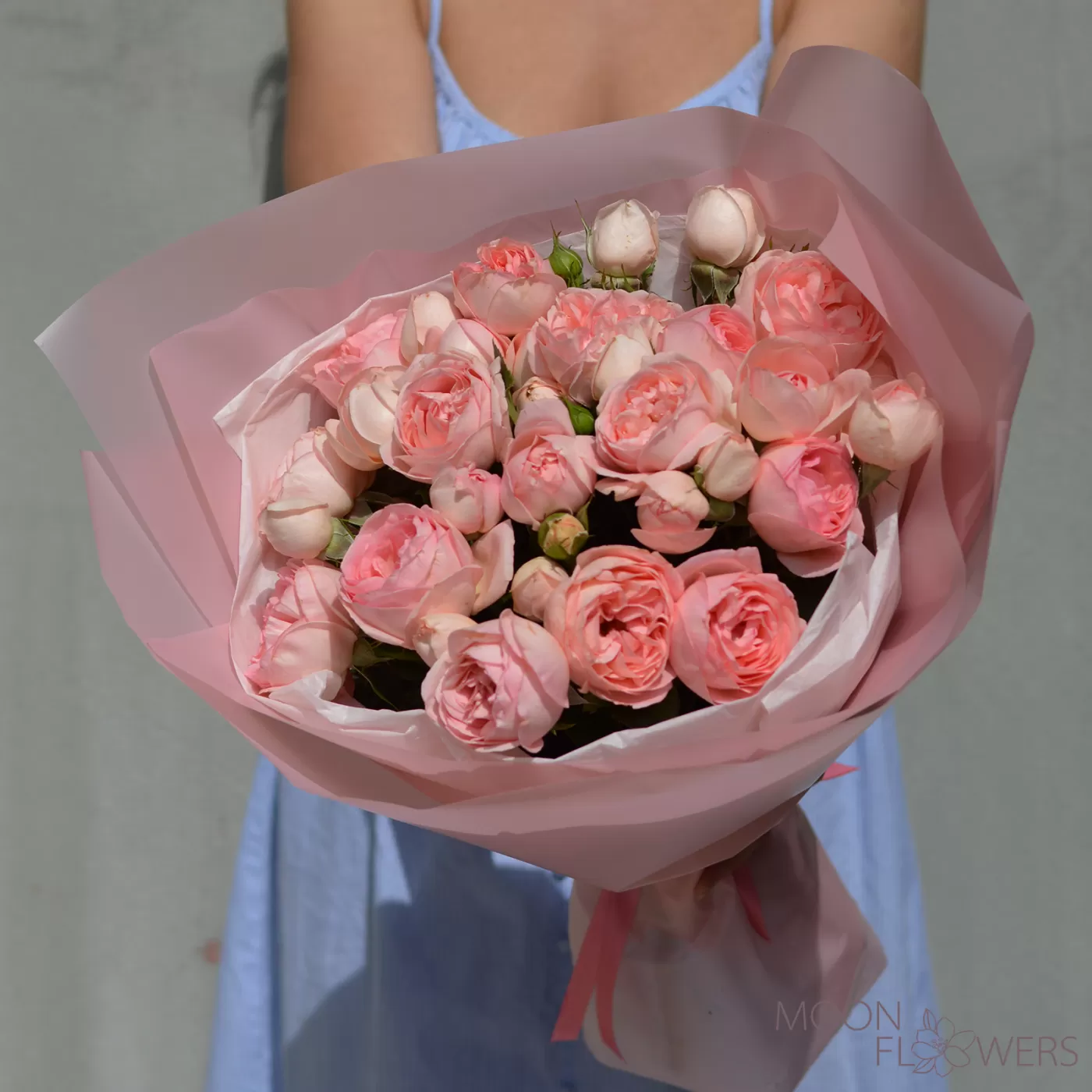 Bouquet of pink peony roses (M)
