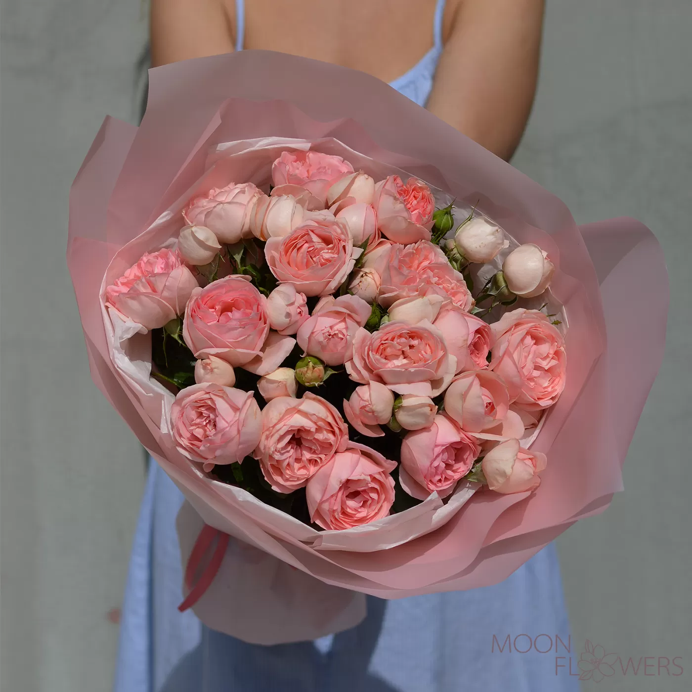 Bouquet of pink peony roses (M)