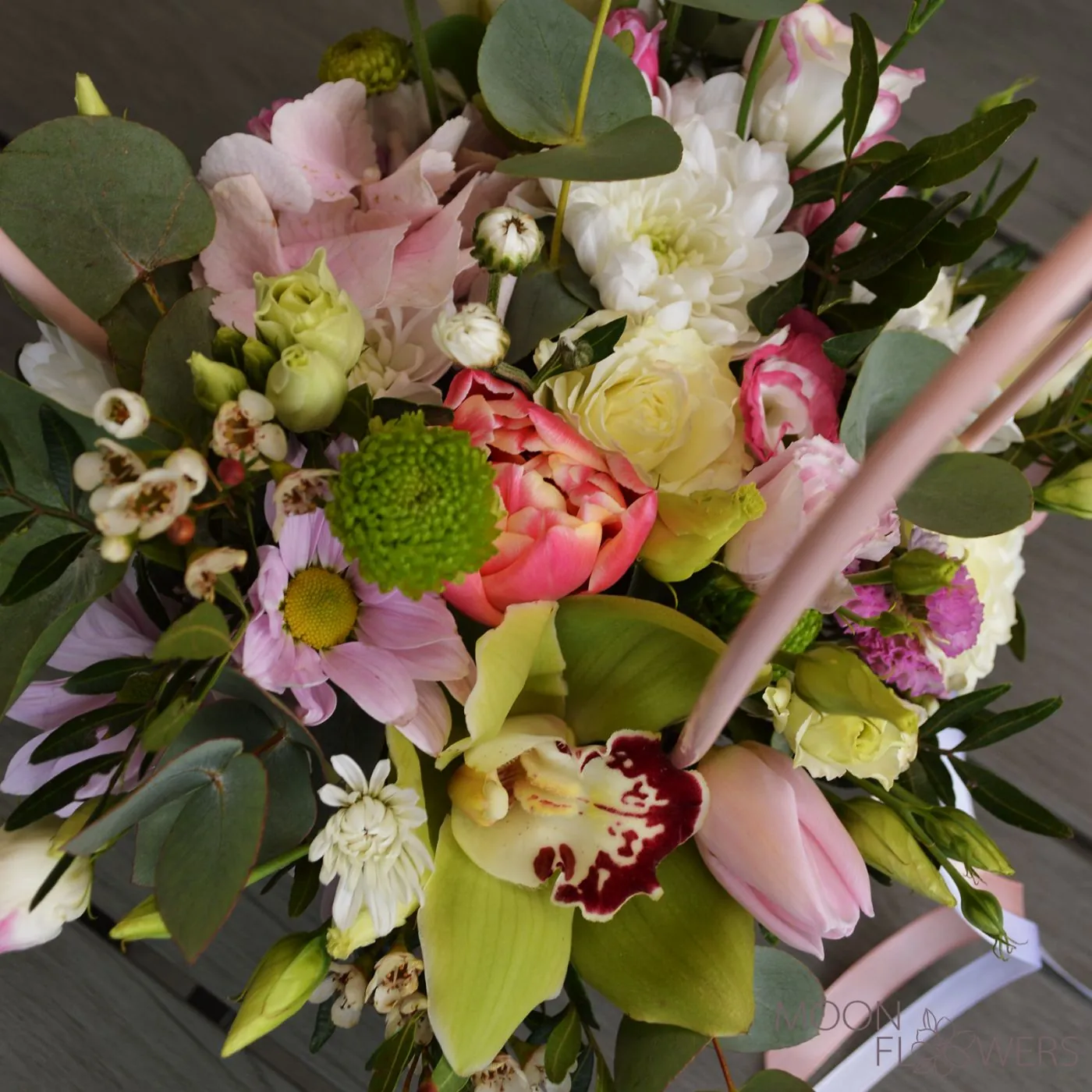 Pink handbag with flowers
