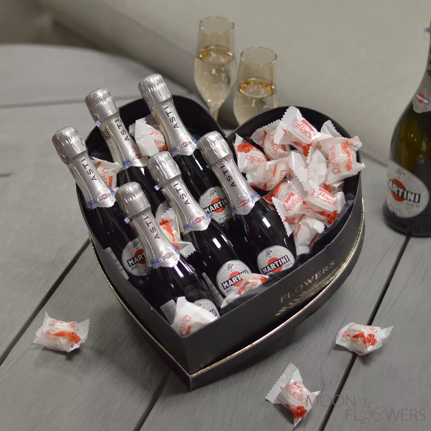Inimă cu Asti Martini mini și Raffaello (L)